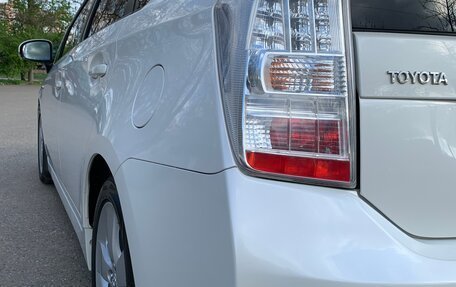 Toyota Prius, 2010 год, 1 350 000 рублей, 15 фотография