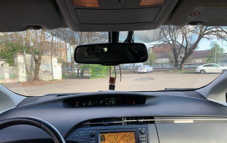 Toyota Prius, 2010 год, 1 350 000 рублей, 19 фотография