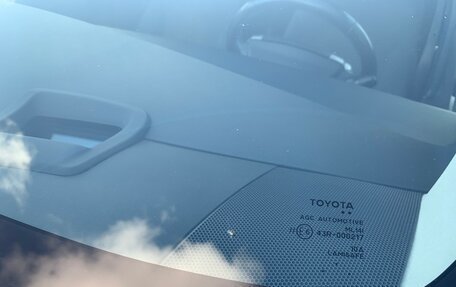 Toyota Prius, 2010 год, 1 350 000 рублей, 22 фотография