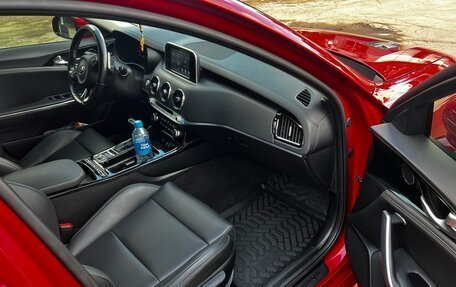 KIA Stinger I, 2019 год, 2 700 000 рублей, 11 фотография