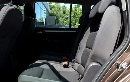 Volkswagen Touran III, 2012 год, 747 000 рублей, 10 фотография