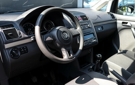 Volkswagen Touran III, 2012 год, 747 000 рублей, 15 фотография