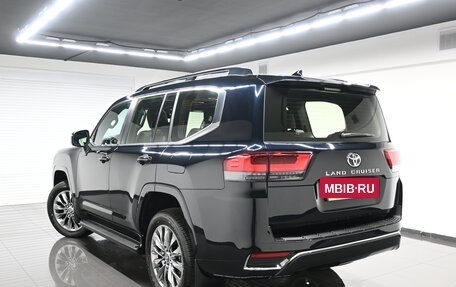 Toyota Land Cruiser, 2024 год, 11 990 000 рублей, 8 фотография