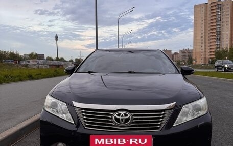 Toyota Camry, 2012 год, 1 530 000 рублей, 2 фотография