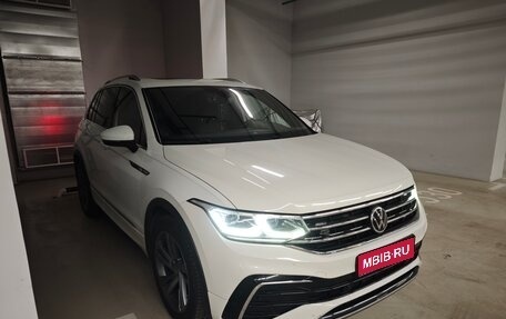 Volkswagen Tiguan II, 2021 год, 3 900 000 рублей, 1 фотография