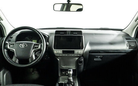 Toyota Land Cruiser Prado 150 рестайлинг 2, 2020 год, 4 479 898 рублей, 13 фотография