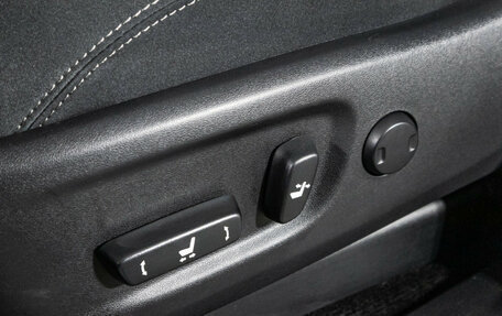 Toyota Land Cruiser Prado 150 рестайлинг 2, 2020 год, 4 479 898 рублей, 17 фотография