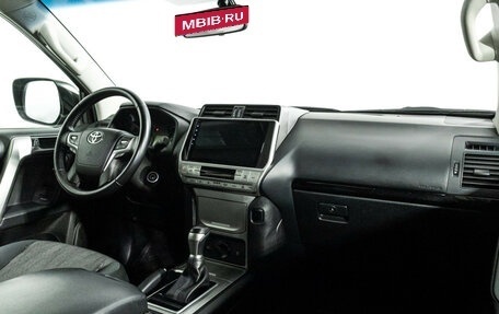 Toyota Land Cruiser Prado 150 рестайлинг 2, 2020 год, 4 479 898 рублей, 9 фотография
