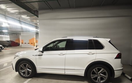 Volkswagen Tiguan II, 2021 год, 3 900 000 рублей, 4 фотография