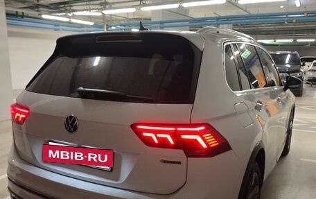 Volkswagen Tiguan II, 2021 год, 3 900 000 рублей, 9 фотография
