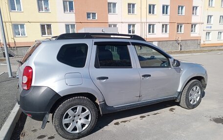Renault Duster I рестайлинг, 2014 год, 530 000 рублей, 2 фотография