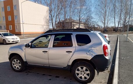 Renault Duster I рестайлинг, 2014 год, 530 000 рублей, 3 фотография