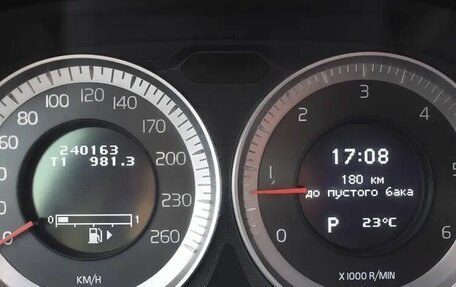 Volvo XC70 II рестайлинг, 2011 год, 1 450 000 рублей, 6 фотография