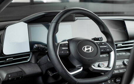 Hyundai Elantra, 2024 год, 2 950 000 рублей, 9 фотография
