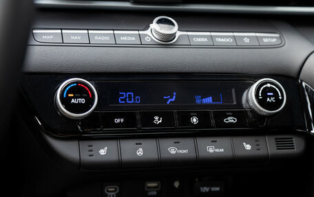 Hyundai Elantra, 2024 год, 2 950 000 рублей, 10 фотография