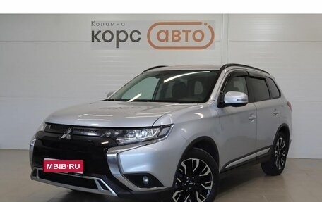 Mitsubishi Outlander III рестайлинг 3, 2021 год, 2 450 000 рублей, 1 фотография