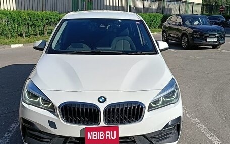 BMW 2 серия Grand Tourer F46 рестайлинг, 2019 год, 1 940 000 рублей, 1 фотография