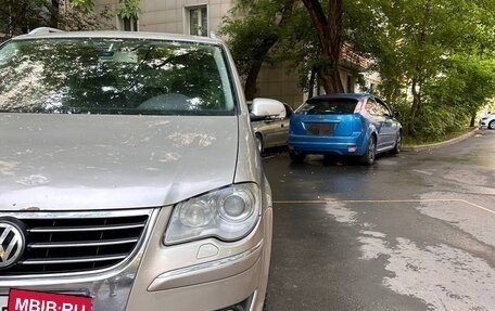 Volkswagen Touran III, 2007 год, 600 000 рублей, 3 фотография