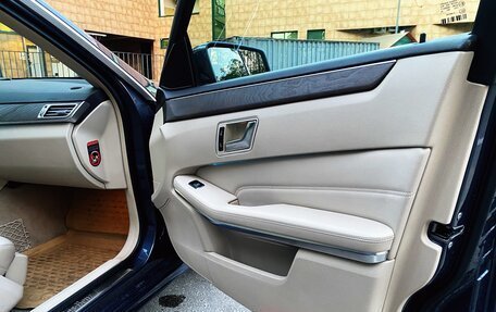 Mercedes-Benz E-Класс, 2013 год, 1 890 000 рублей, 8 фотография