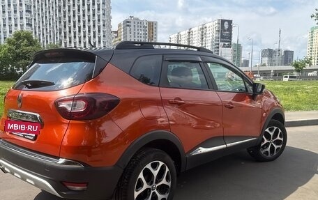 Renault Kaptur I рестайлинг, 2017 год, 1 290 000 рублей, 8 фотография