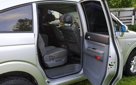 SsangYong Rodius I, 2012 год, 1 850 000 рублей, 11 фотография