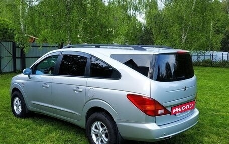 SsangYong Rodius I, 2012 год, 1 850 000 рублей, 7 фотография
