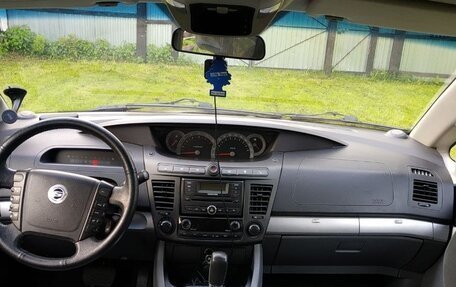 SsangYong Rodius I, 2012 год, 1 850 000 рублей, 29 фотография