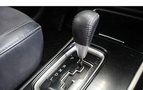 Mitsubishi Outlander III рестайлинг 3, 2021 год, 2 450 000 рублей, 14 фотография