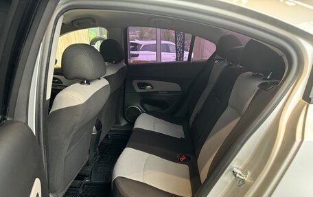 Chevrolet Cruze II, 2013 год, 690 000 рублей, 10 фотография