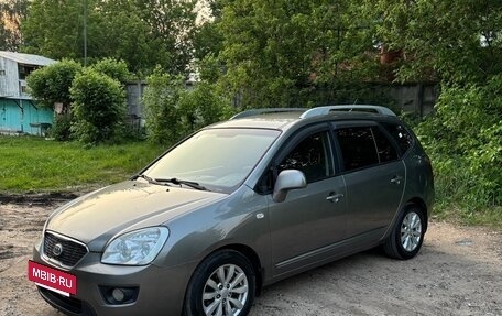 KIA Carens III (RP), 2011 год, 930 000 рублей, 2 фотография