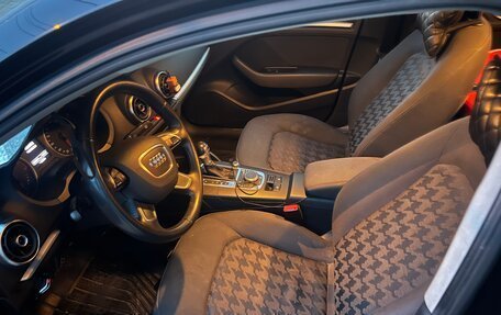 Audi A3, 2015 год, 1 370 000 рублей, 15 фотография