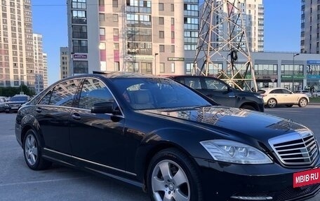 Mercedes-Benz S-Класс, 2008 год, 1 400 000 рублей, 2 фотография