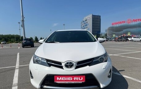Toyota Auris II, 2014 год, 1 580 000 рублей, 8 фотография