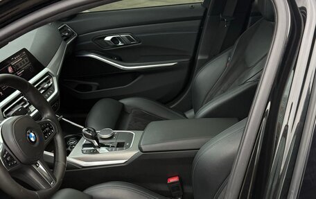 BMW 3 серия, 2019 год, 3 450 000 рублей, 3 фотография