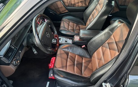Mercedes-Benz E-Класс, 1994 год, 5 500 000 рублей, 17 фотография