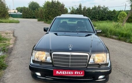 Mercedes-Benz E-Класс, 1994 год, 5 500 000 рублей, 4 фотография