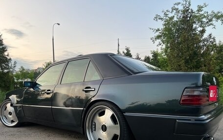 Mercedes-Benz E-Класс, 1994 год, 5 500 000 рублей, 27 фотография