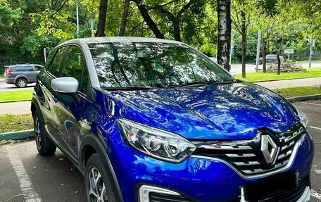 Renault Kaptur I рестайлинг, 2020 год, 1 800 000 рублей, 2 фотография