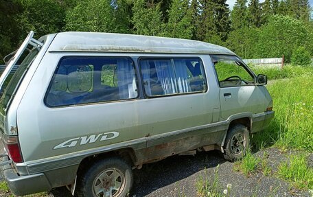 Toyota Town Ace III, 1991 год, 160 000 рублей, 2 фотография