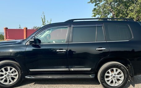 Toyota Land Cruiser 200, 2016 год, 4 200 000 рублей, 2 фотография