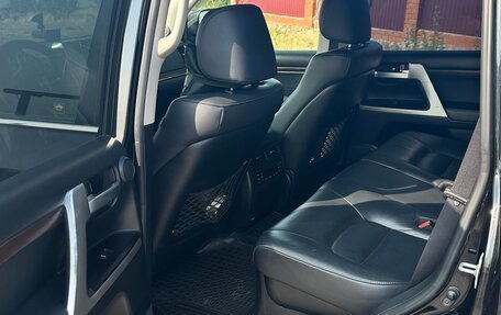 Toyota Land Cruiser 200, 2016 год, 4 200 000 рублей, 8 фотография