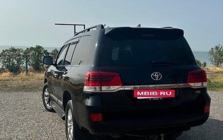 Toyota Land Cruiser 200, 2016 год, 4 200 000 рублей, 3 фотография