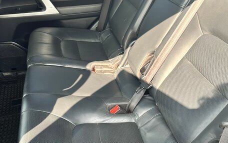 Toyota Land Cruiser 200, 2016 год, 4 200 000 рублей, 9 фотография