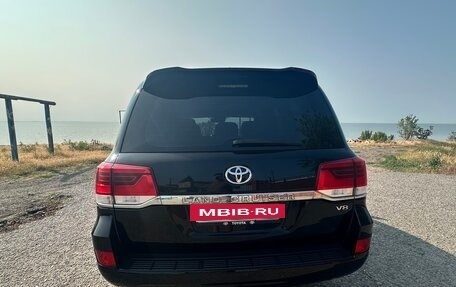 Toyota Land Cruiser 200, 2016 год, 4 200 000 рублей, 18 фотография