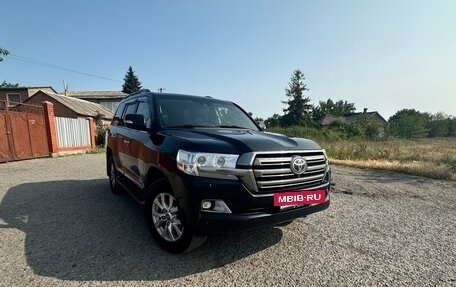 Toyota Land Cruiser 200, 2016 год, 4 200 000 рублей, 23 фотография