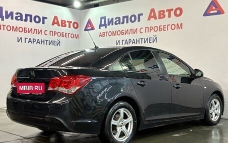 Chevrolet Cruze II, 2010 год, 549 000 рублей, 3 фотография