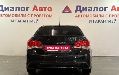 Chevrolet Cruze II, 2010 год, 549 000 рублей, 4 фотография