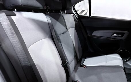 Chevrolet Cruze II, 2010 год, 549 000 рублей, 16 фотография