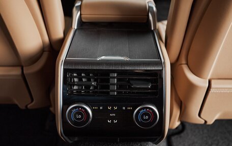 Land Rover Range Rover IV рестайлинг, 2025 год, 23 000 000 рублей, 15 фотография