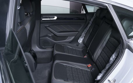 Volkswagen Passat CC, 2024 год, 4 699 000 рублей, 12 фотография